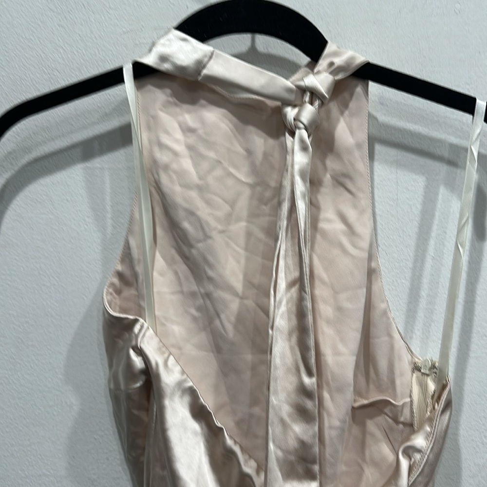 HELLO MOLLY HALTER TWIST BACK Midi DRESS off white satin front slit size 2 NWT - Picture 8 of 11